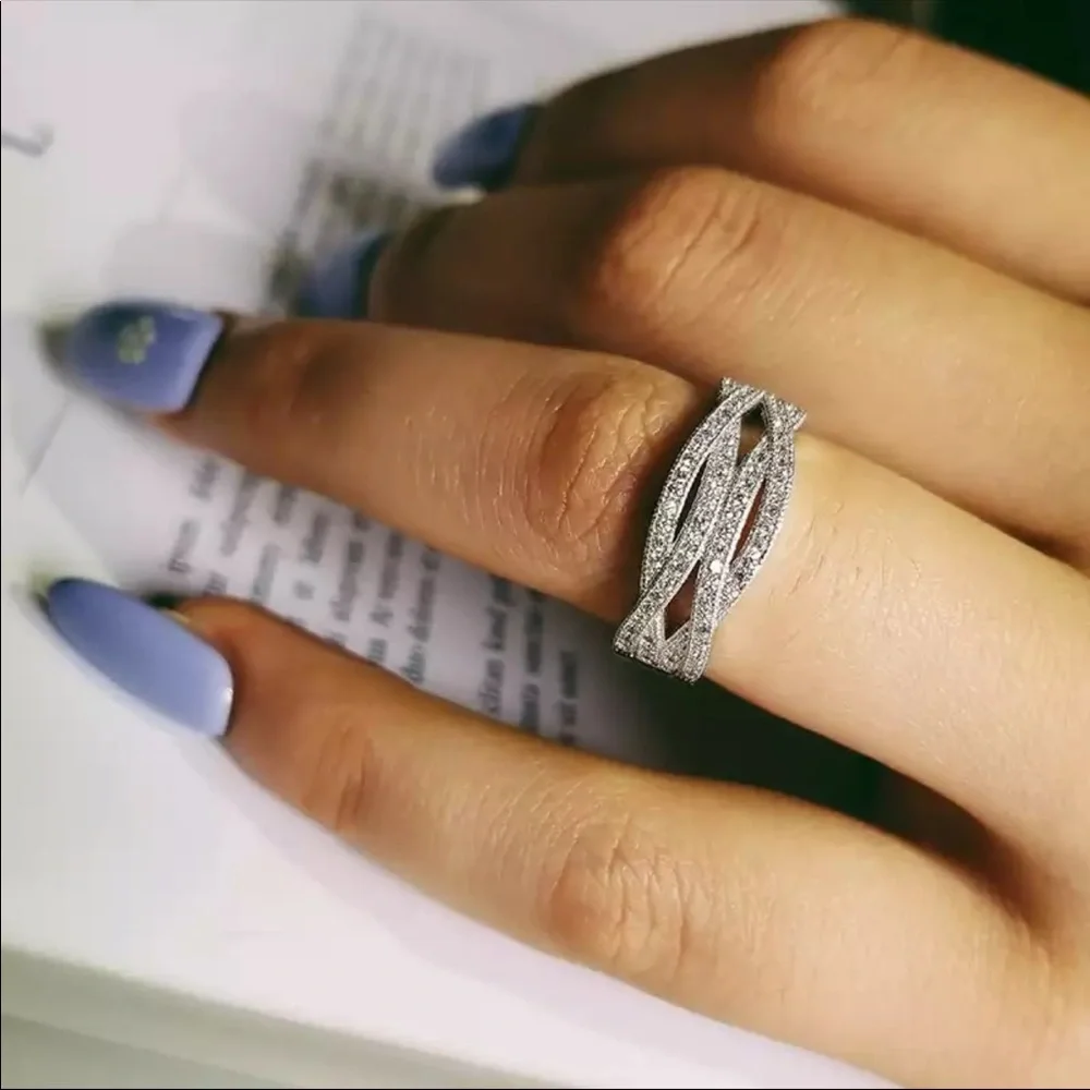 Luxury 925 Silver Wedding Eternity Band Ring - Picture 2 of 4